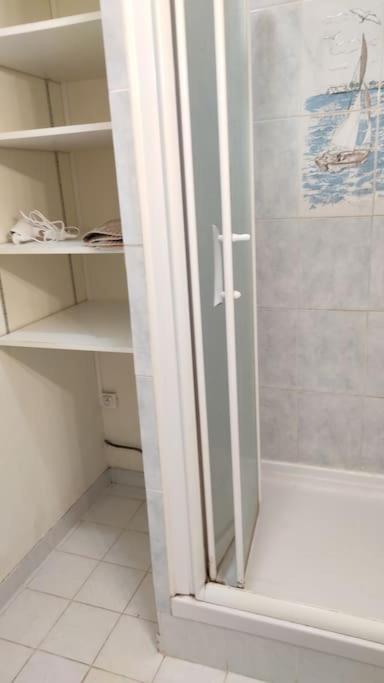 Charmant Appartement Proche Melun Centre Ville المظهر الخارجي الصورة